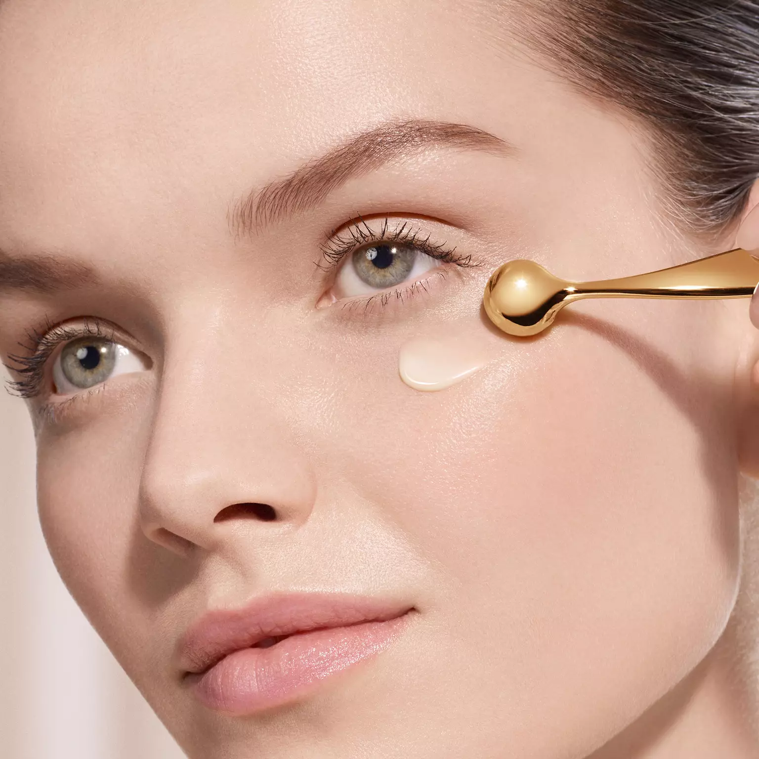 CREME PARA ÁREA DOS OLHOS ABSOLUE EYE CREAM LANCÔME