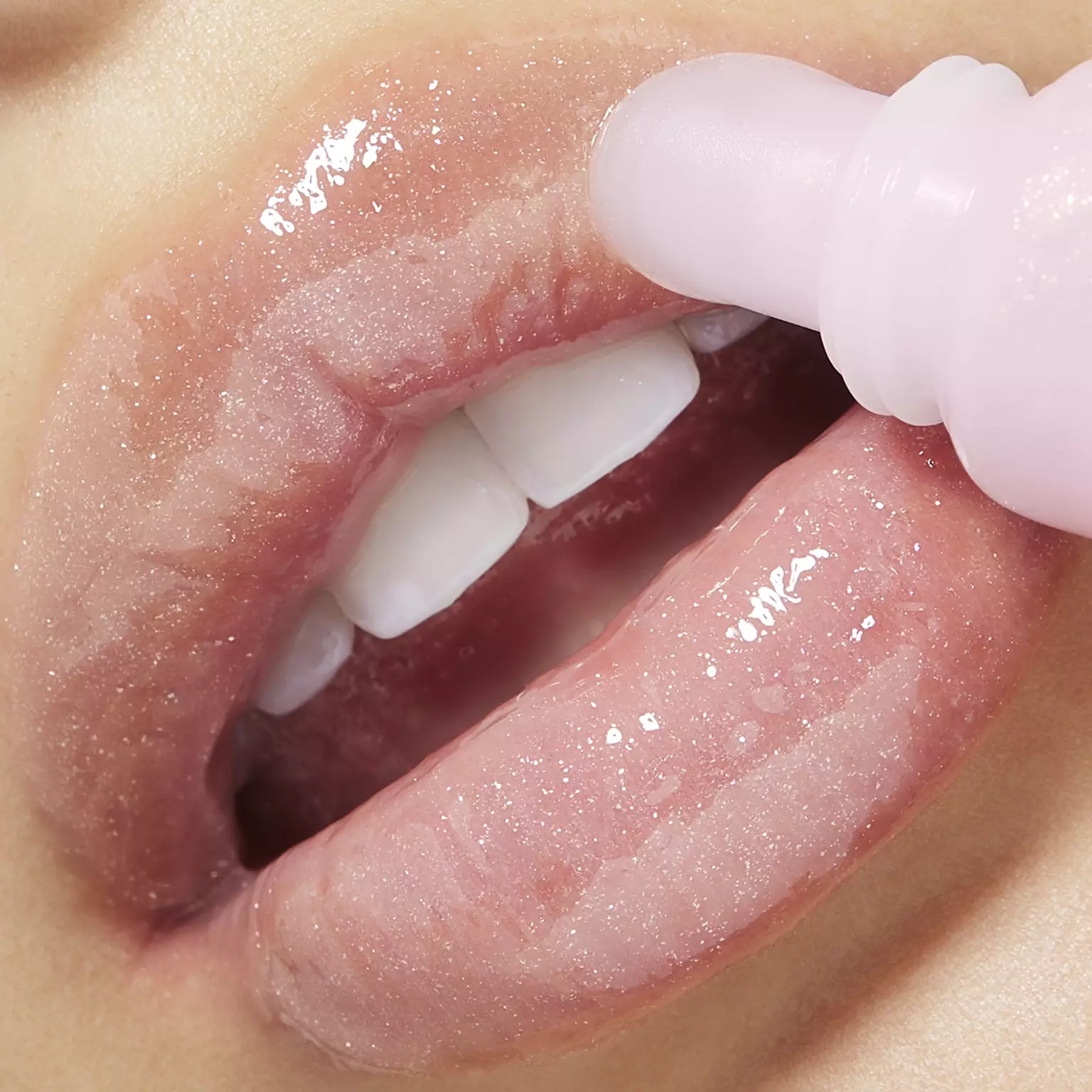 GLOSS LABIAL HIDRATANTE LANCÔME JUICY TUBES COM ACABAMENTO BRILHANTE TRANSLÚCIDO