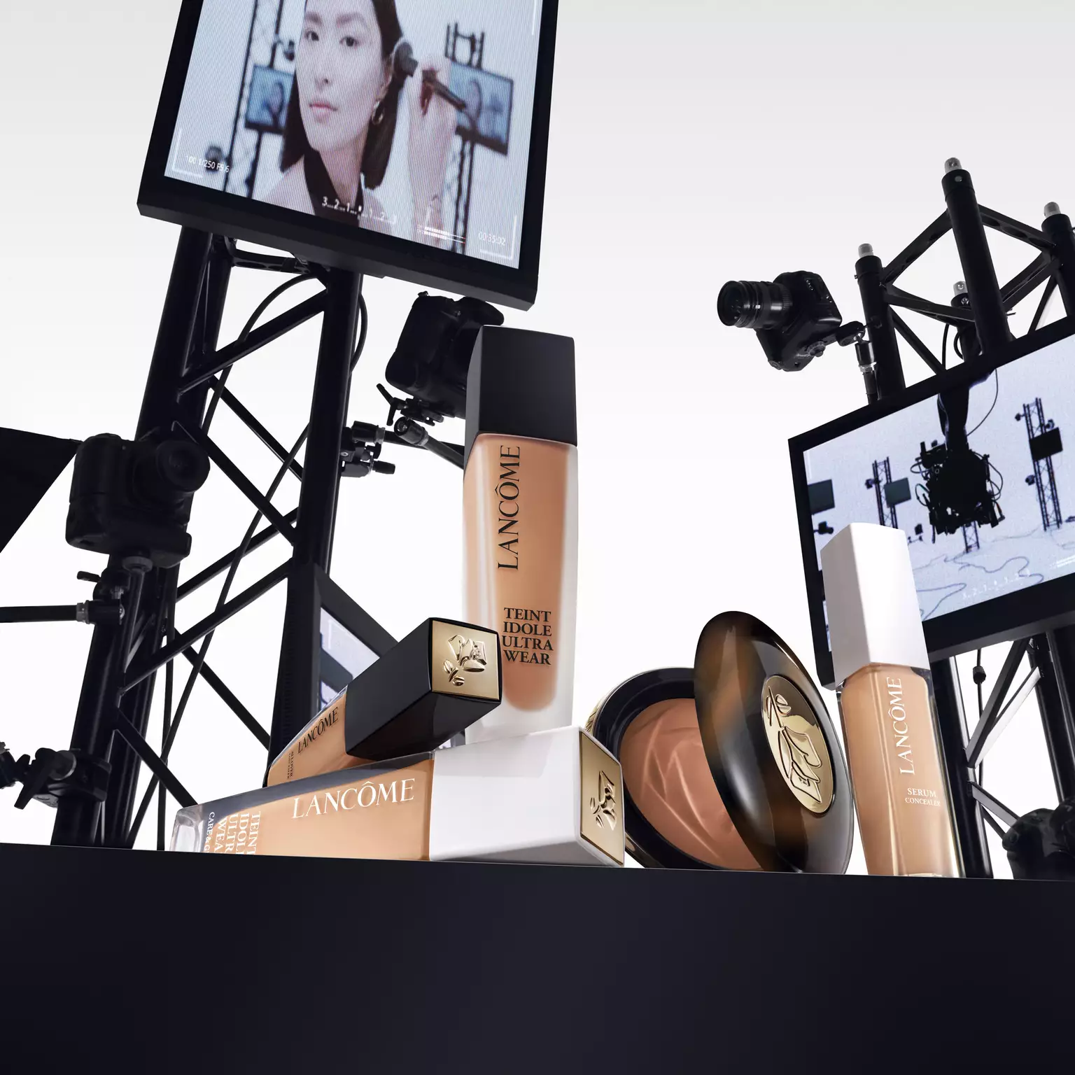 ILUMINADOR FACIAL EM PÓ LANCÔME TEINT IDÔLE ULTRA WEAR SERUM HIGHLIGHTER COM VITAMINA E
